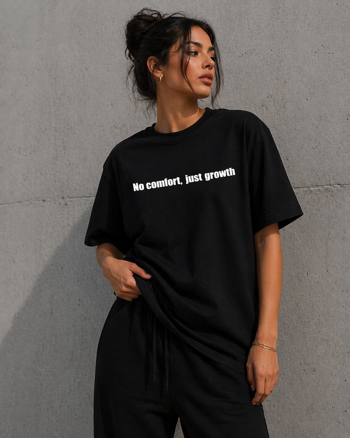 KIKI “No Comfort, Just Growth” T-Shirt – Maglietta Oversize Unisex Streetwear Motivazionale