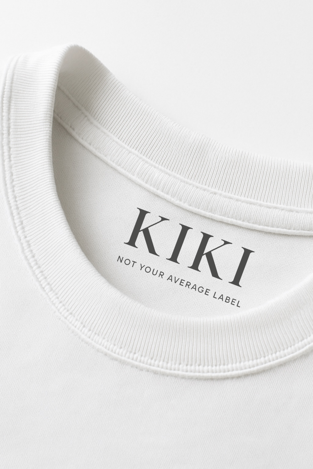 KIKI “Guarda Più Tramonti E Meno Netflix” T-Shirt – Maglietta Unisex Oversize in Cotone
