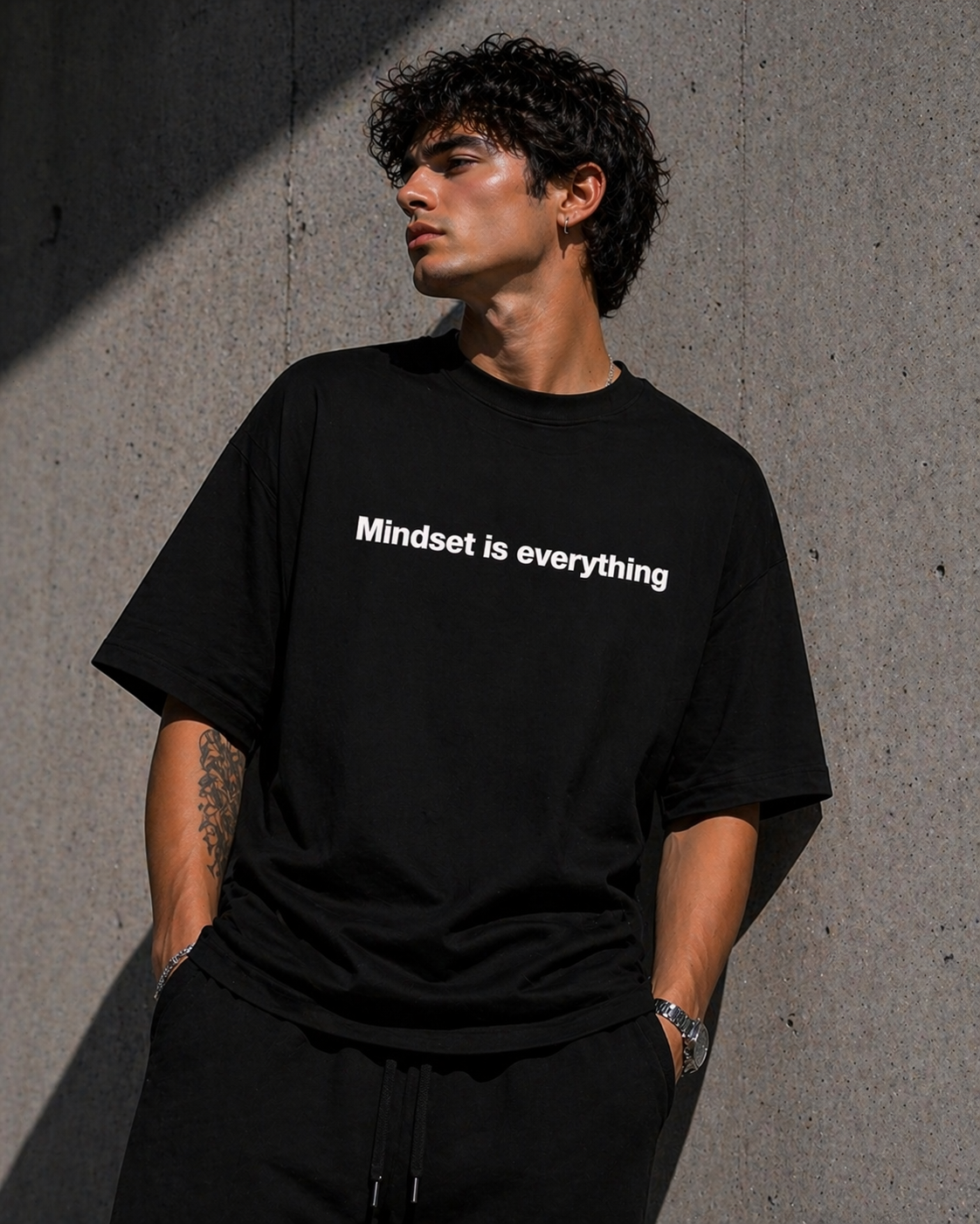 KIKI “Mindset Is Everything” T-Shirt – Maglietta Oversize Unisex Streetwear Motivazionale